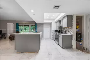 1467 Martin Ct, Homestead, FL 33035 - Photo 13