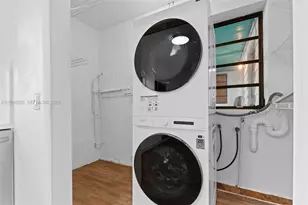 705 E 9th Ln, Hialeah, FL 33010 - Photo 17