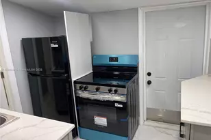 1221 NE 210th Terrace, Miami, FL 33179 - Photo 9