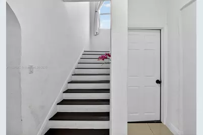 1680 NW 22nd Ct, Miami, FL 33125 - Photo 27