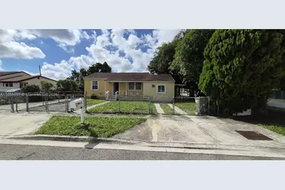 610 E 6th Pl, Hialeah, FL 33010 - Photo 1