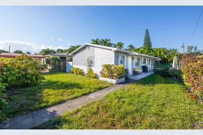 2235 Coolidge St, Hollywood, FL 33020 - Photo 1