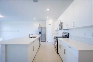 4941 Peacock Way, Dania Beach, FL 33312 - Photo 11