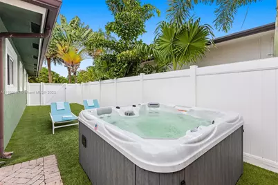 2580 SE 2nd Ct, Pompano Beach, FL 33062 - Photo 25