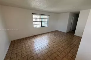 6675 W 4th Ave, Hialeah, FL 33012 - Photo 5