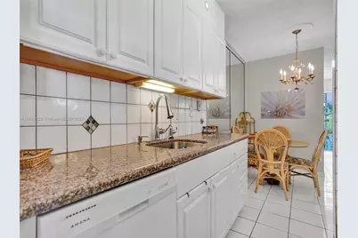 17090 NE 14th Ave #104, North Miami Beach, FL 33162 - Photo 3