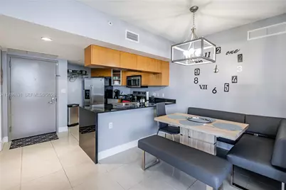 1750 N Bayshore Dr #2301, Miami, FL 33132 - Photo 5