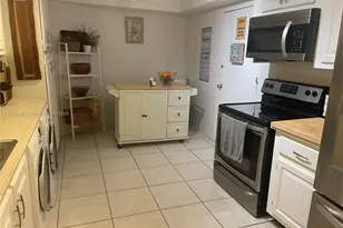 1121 Crandon Blvd, Key Biscayne, FL 33149 - Photo 9