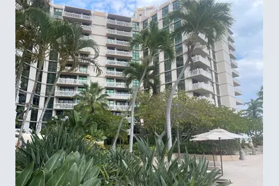 1121 Crandon Blvd #D404, Key Biscayne, FL 33149 - Photo 17