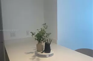 121 NE 34th St, Miami, FL 33137 - Photo 27