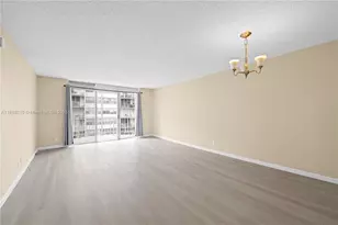 16740 NE 9th Ave, North Miami Beach, FL 33162 - Photo 5