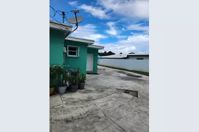 614 E 56th St, Hialeah, FL 33013 - Photo 75