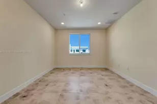 6420 NW 102nd Path, Doral, FL 33178 - Photo 9