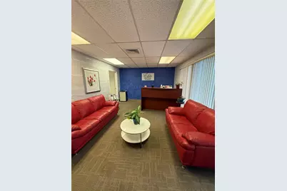 8741 NW 57th St, Tamarac, FL 33351 - Photo 3