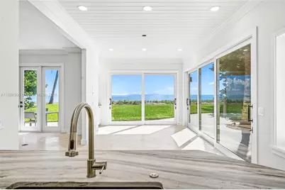 906 Holoma Dr, Vero Beach, FL 32963 - Photo 7