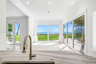 906 Holoma Dr, Vero Beach, FL 32963 - Photo 7