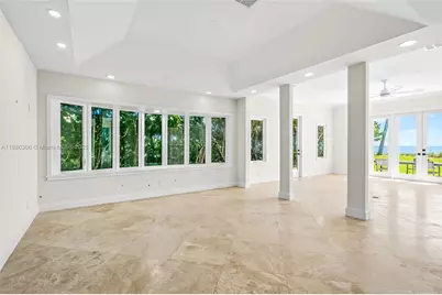 906 Holoma Dr, Vero Beach, FL 32963 - Photo 11