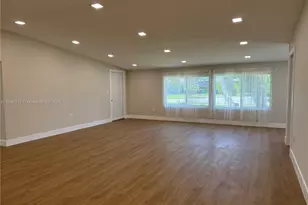 19201 Flag Dr, Cutler Bay, FL 33157 - Photo 15