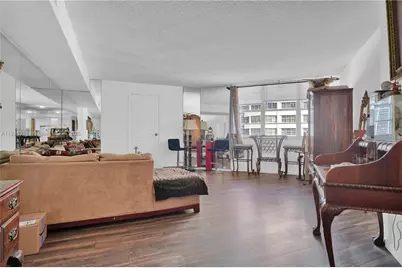 905 Brickell Bay Dr #1121, Miami, FL 33131 - Photo 5