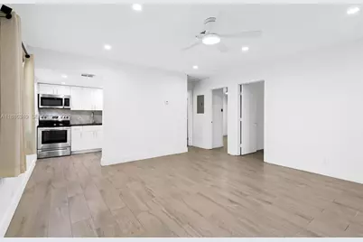 1109 NE 6th Ave #2, Fort Lauderdale, FL 33304 - Photo 7