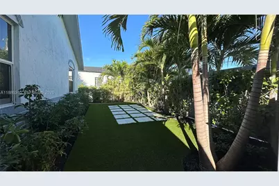 1109 NE 6th Ave #2, Fort Lauderdale, FL 33304 - Photo 15