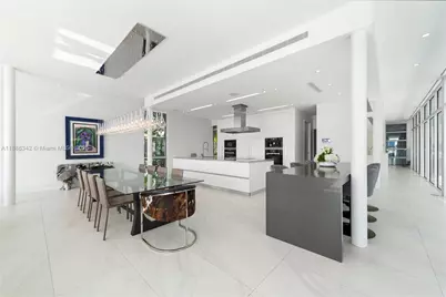 440 S Hibiscus Dr, Miami Beach, FL 33139 - Photo 11