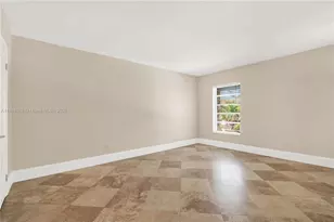 7473 SW 82nd St, Miami, FL 33143 - Photo 9