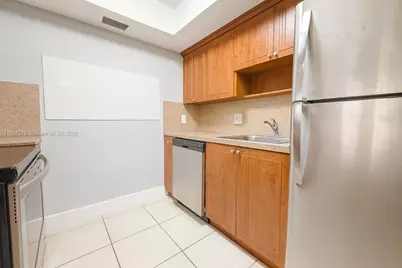 1885 NE 121st St #3, North Miami, FL 33181 - Photo 9