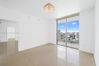 90 SW 3rd St #3305, Miami, FL 33130 - Photo 15