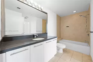 90 SW 3rd St, Miami, FL 33130 - Photo 17