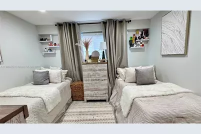 300 SW 130th Ter #407B, Pembroke Pines, FL 33027 - Photo 27