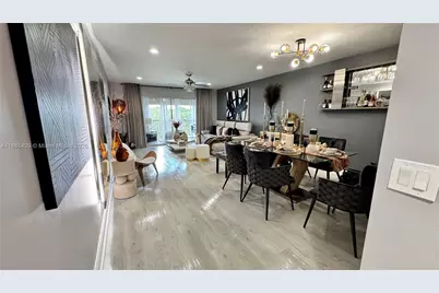 300 SW 130th Ter #407B, Pembroke Pines, FL 33027 - Photo 1