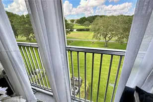 300 SW 130th Terrace, Pembroke Pines, FL 33027 - Photo 35