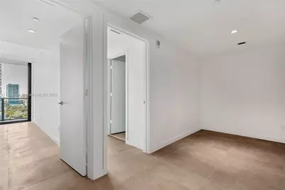 3131 NE 7th Ave #1203, Miami, FL 33137 - Photo 15