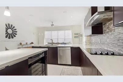 6611 NW 105th Pl #6611, Doral, FL 33178 - Photo 11