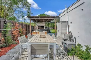 2635 Fillmore St, Hollywood, FL 33020 - Photo 13