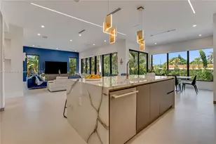 8826 Froude Ave, Surfside, FL 33154 - Photo 9