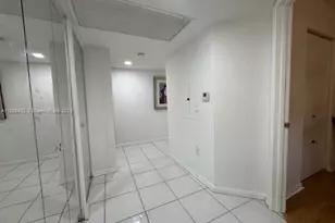 950 SW 138th Ave, Pembroke Pines, FL 33027 - Photo 15