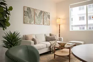 1453 W 29th St, Hialeah, FL 33012 - Photo 9