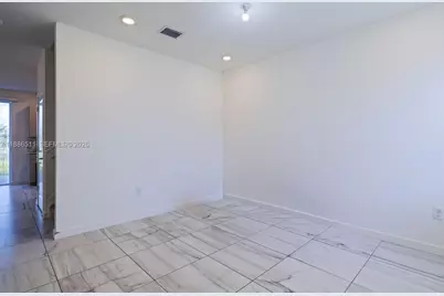 1014 SE 23rd Ave, Homestead, FL 33035 - Photo 5