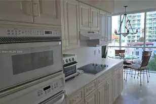 16400 Collins Ave, Sunny Isles Beach, FL 33160 - Photo 11