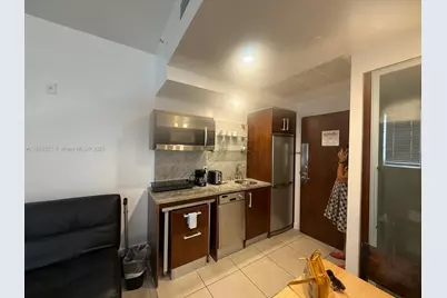 1036 Ocean Dr #B309, Miami Beach, FL 33139 - Photo 5