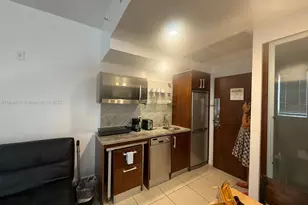 1036 Ocean Dr, Miami Beach, FL 33139 - Photo 5