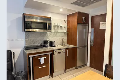 1036 Ocean Dr #B309, Miami Beach, FL 33139 - Photo 7