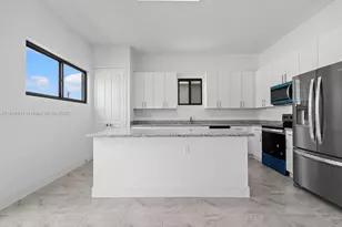 18911 SW 317th Ter, Homestead, FL 33030 - Photo 13