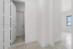 18911 SW 317th Ter, Homestead, FL 33030 - Photo 19