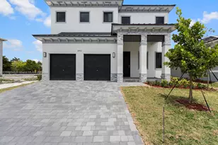 18911 SW 317th Ter, Homestead, FL 33030 - Photo 3