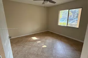 900 SW 142nd Ave, Pembroke Pines, FL 33027 - Photo 7