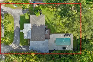 370 NE 159th St, Miami, FL 33162 - Photo 1