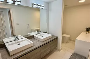 400 Sunny Isles Blvd, Sunny Isles Beach, FL 33160 - Photo 15